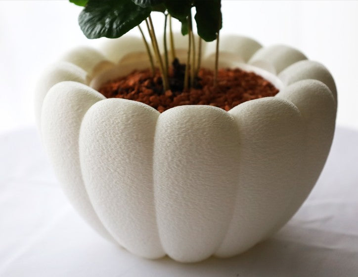 Airy Table Planter