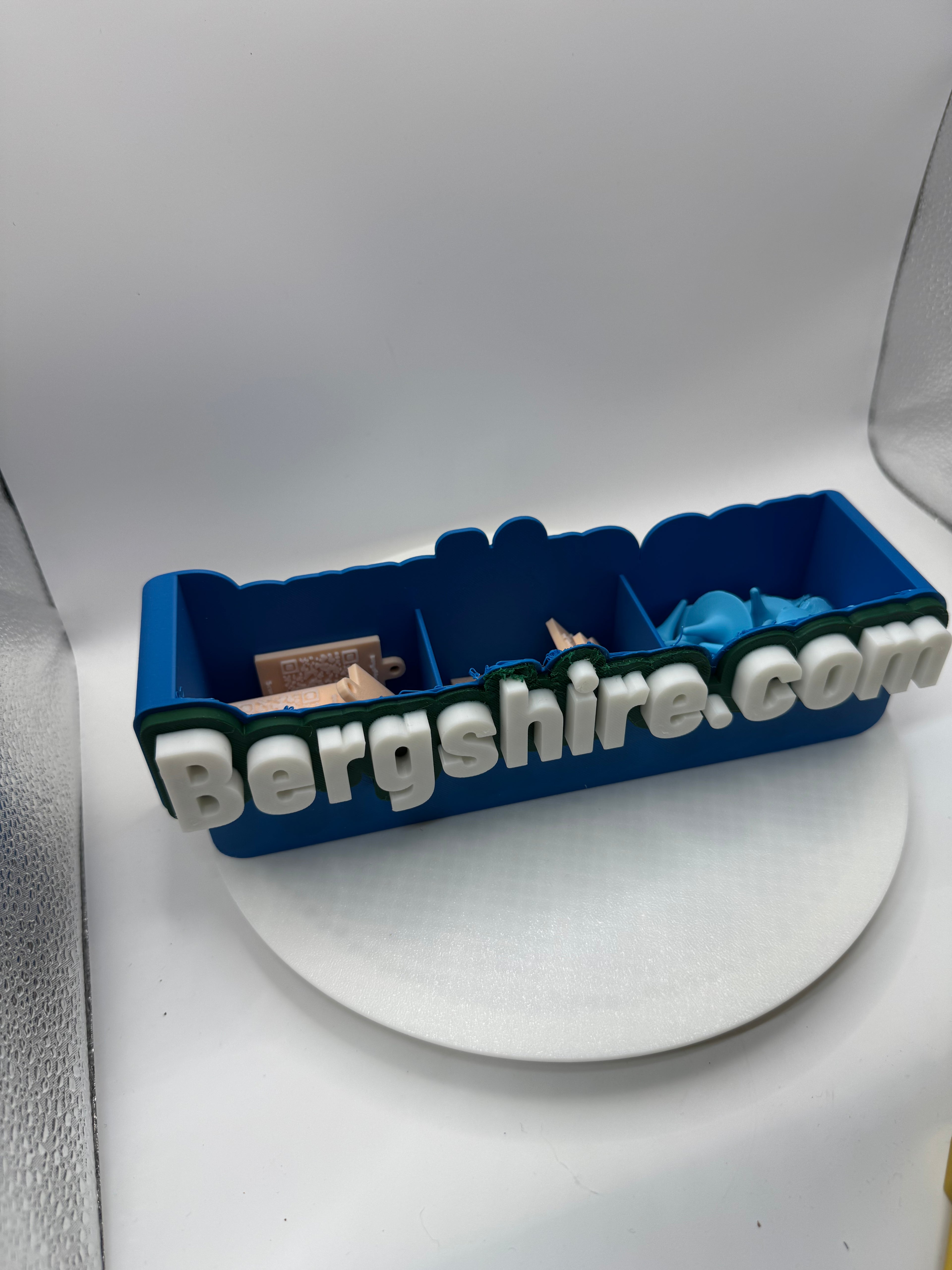 Custom desk organizer